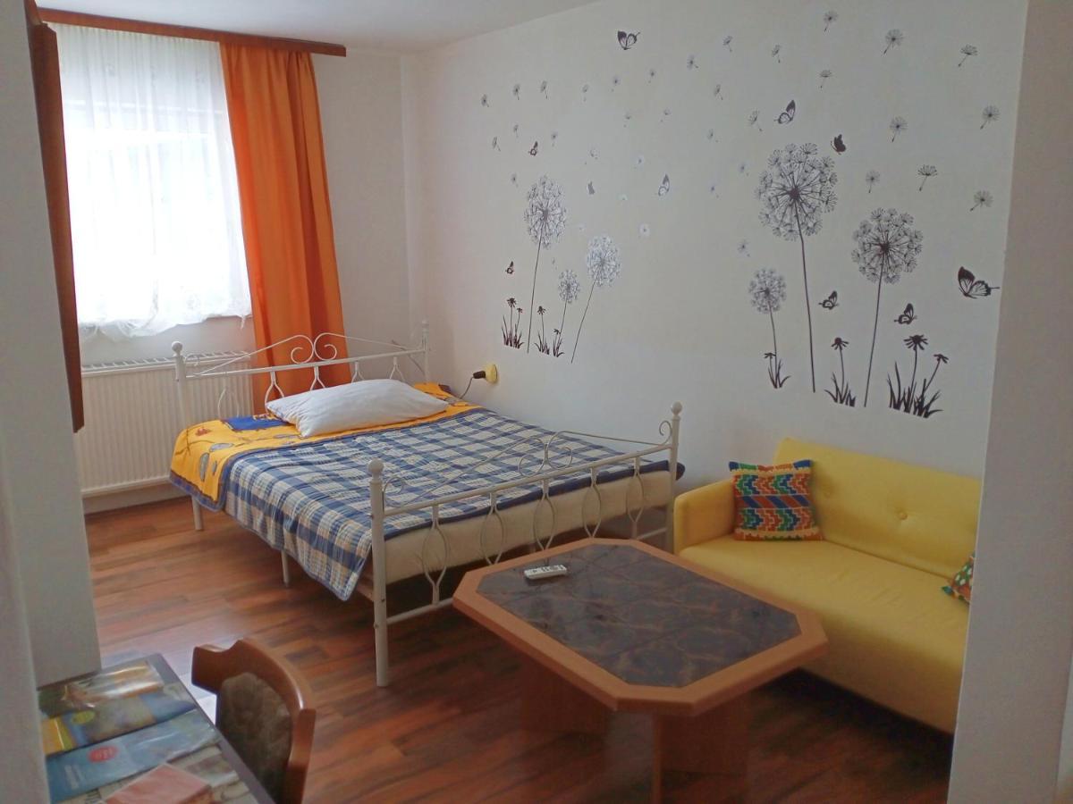 Ferienwohnung Vila Fortuna Romantik Lackenhof Exterior foto